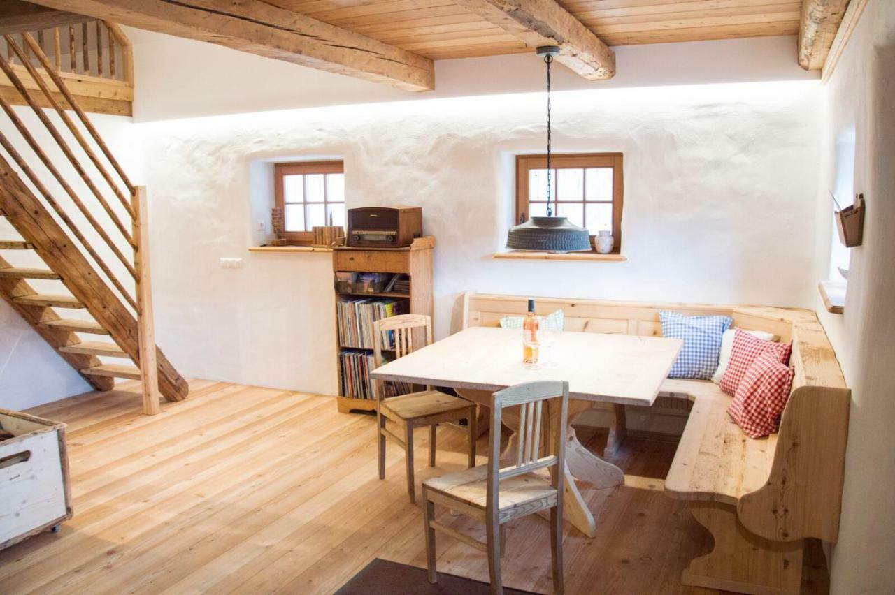 Gesindehaus Villa Diemlern Luaran gambar